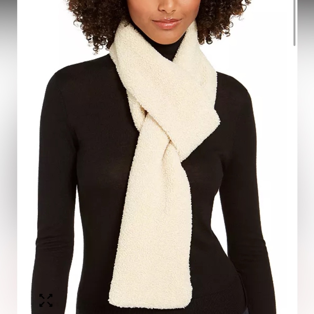 Koolaburra by UGG Soft Cream Scarf